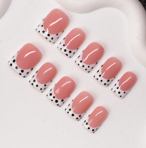 Black Dot Blush