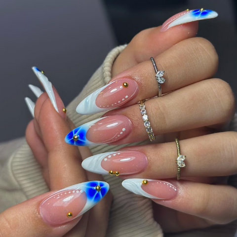 Azure Bloom French