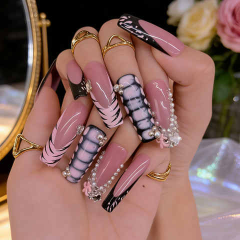 Blush Noir Fantasy